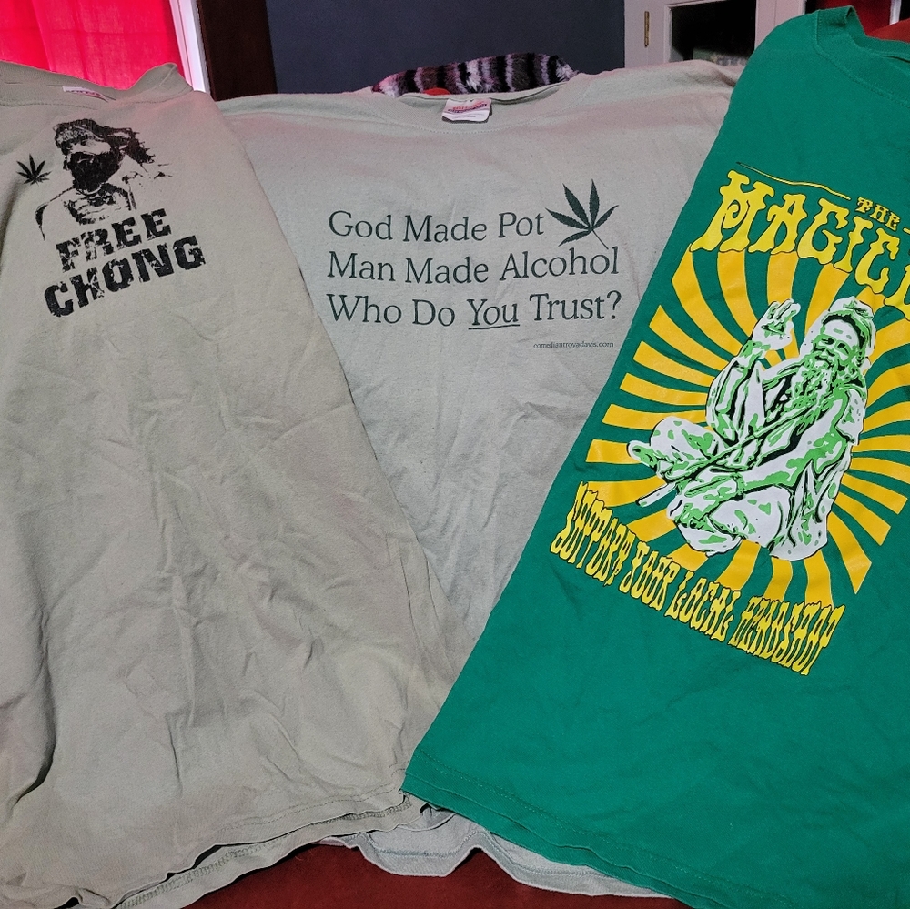 3 pack pot graphic tshirts